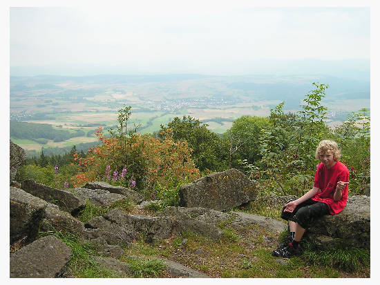 Gipfel der Kalbe in 720 m Höhe mit Blick Richtung Osten